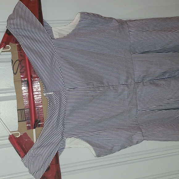 Off the shoulder dress - Picture 5 of 6